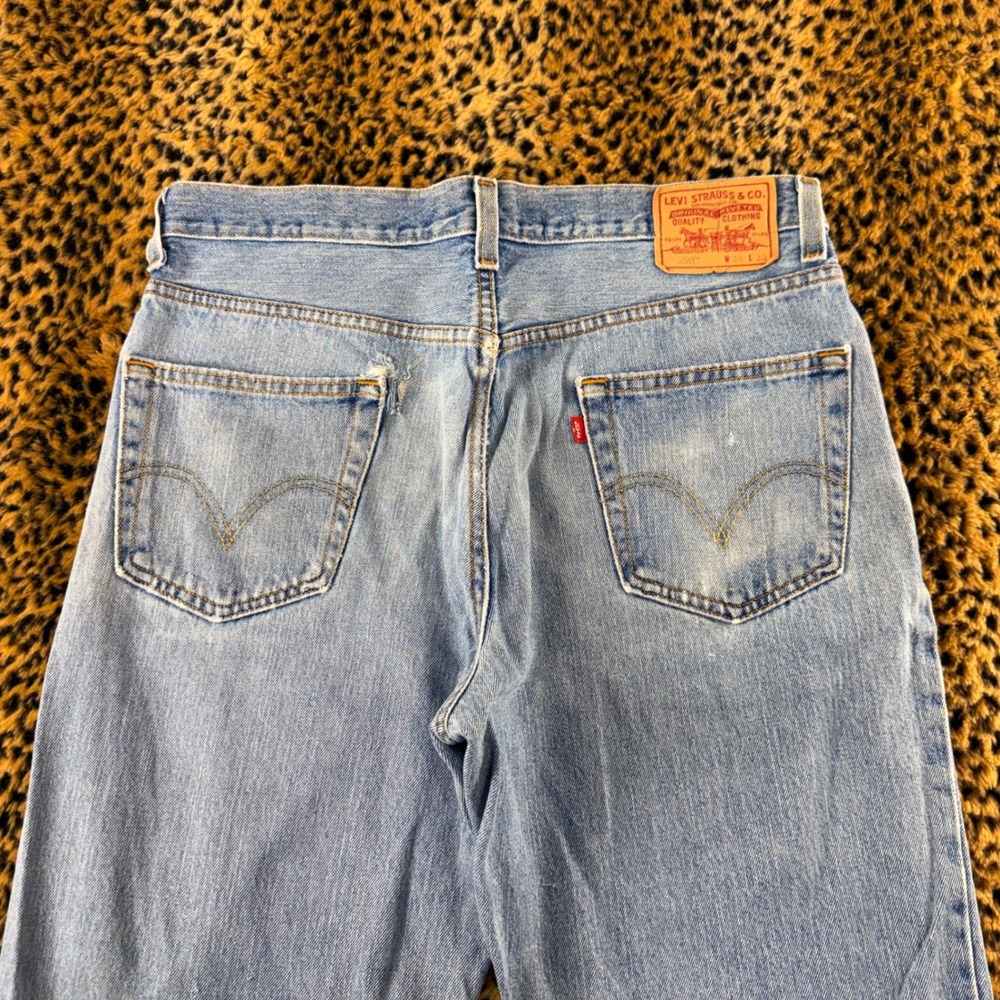 Levis 550 Relaxed Fit Jeans Mens 36x30 Light Wash Distressed Vintage 2000s Mex